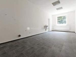 Pronájem obchodního prostoru, Strakonice, Bezděkovská, 20 m2