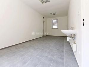 Pronájem obchodního prostoru, Strakonice, Bezděkovská, 20 m2