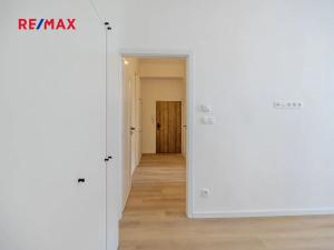 Prodej bytu 1+1, Praha - Vinohrady, Korunní, 39 m2