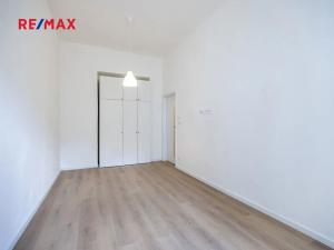 Prodej bytu 1+1, Praha - Vinohrady, Korunní, 39 m2
