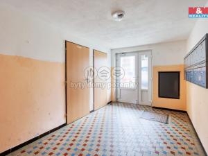 Prodej bytu 3+1, Plzeň - Lobzy, Pod Vrchem, 72 m2