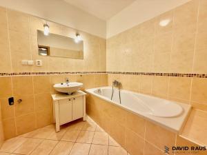 Pronájem bytu 3+kk, Brno - Slatina, Blažovická, 75 m2