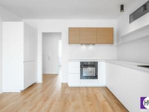 Prodej bytu 4+kk, Praha, Hekrova, 82 m2