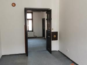 Pronájem kanceláře, Hradec Králové, Pospíšilova, 36 m2