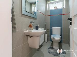 Prodej rodinného domu, Studnice, 281 m2