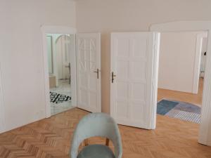 Prodej bytu 3+1, Praha - Holešovice, Veletržní, 104 m2