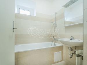 Pronájem bytu 1+1, Praha - Vršovice, Karpatská, 38 m2