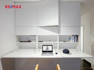 Pronájem bytu 1+kk, Praha - Letňany, Nepomuckých, 45 m2