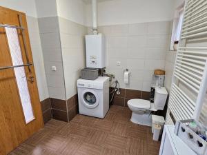 Prodej rodinného domu, Chlumčany - Vlčí, 70 m2