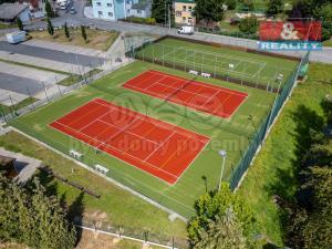 Prodej obchodního prostoru, Píšť, 180 m2