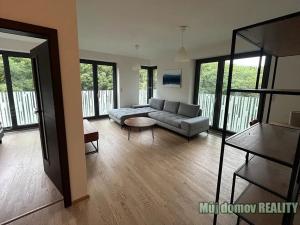 Pronájem bytu 2+kk, Praha - Žižkov, Olšanská, 72 m2