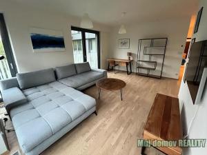 Pronájem bytu 2+kk, Praha - Žižkov, Olšanská, 72 m2