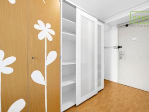 Prodej bytu 2+kk, Praha, Pavrovského, 43 m2