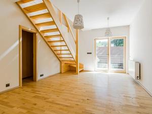 Prodej rodinného domu, Lhotka, 600 m2