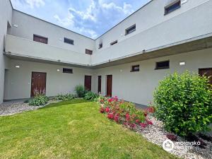 Prodej bytu 2+kk, Lavičky, 50 m2