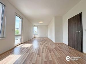 Prodej bytu 2+kk, Lavičky, 50 m2