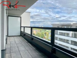 Pronájem bytu 1+kk, Praha, Makedonská, 42 m2