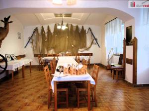 Prodej restaurace, Doksy, Komenského, 414 m2