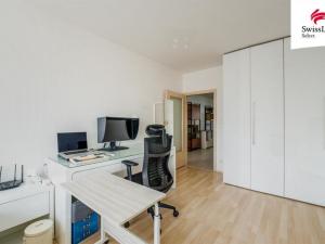 Prodej bytu 3+kk, Praha - Vysočany, Na Harfě, 123 m2