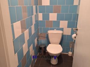 Pronájem kanceláře, Žatec, náměstí Svobody, 20 m2