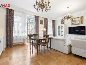 Prodej bytu 2+kk, Karlovy Vary, Sadová, 64 m2