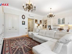 Prodej bytu 2+kk, Karlovy Vary, Sadová, 64 m2