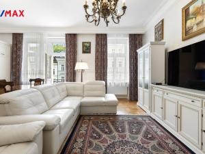 Prodej bytu 2+kk, Karlovy Vary, Sadová, 64 m2