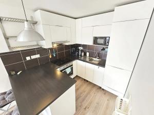 Pronájem bytu 2+kk, Praha - Žižkov, V zahrádkách, 56 m2