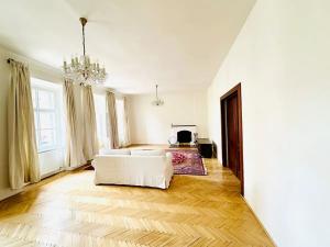 Pronájem bytu 3+1, Praha, 135 m2