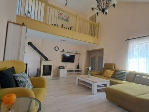 Prodej rodinného domu, Karlovy Vary, Sopečná, 350 m2