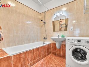 Prodej bytu 3+kk, Karlovy Vary, Raisova, 108 m2