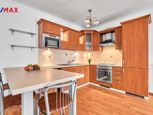 Prodej bytu 3+kk, Karlovy Vary, Raisova, 108 m2