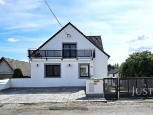Prodej rodinného domu, Temešvár, 190 m2