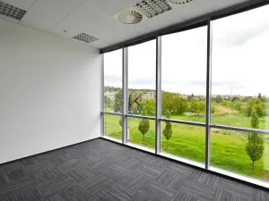 Pronájem kanceláře, Praha - Stodůlky, Bucharova, 2870 m2