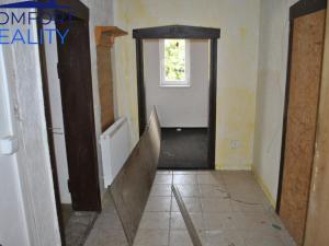 Prodej rodinného domu, Loužnice, 561 m2