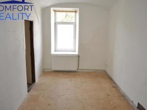 Prodej rodinného domu, Loužnice, 561 m2