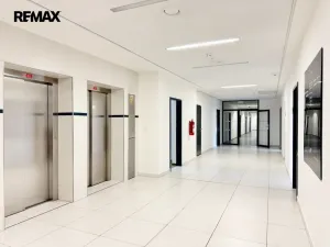 Pronájem kanceláře, Písek - Pražské Předměstí, Vladislavova, 650 m2