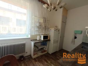 Prodej bytu 2+1, Otrokovice, Zámostí, 55 m2