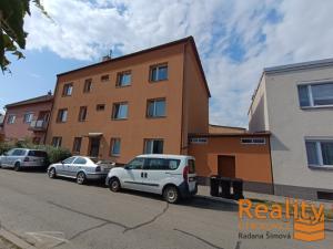Prodej bytu 2+1, Otrokovice, Zámostí, 55 m2