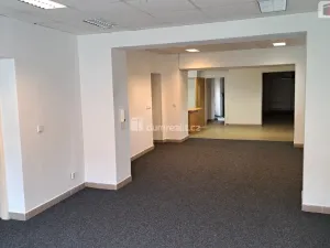 Pronájem obchodního prostoru, Jáchymov, náměstí Republiky, 150 m2