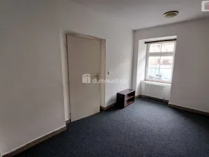 Pronájem obchodního prostoru, Jáchymov, náměstí Republiky, 150 m2