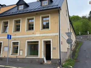 Pronájem obchodního prostoru, Jáchymov, náměstí Republiky, 150 m2