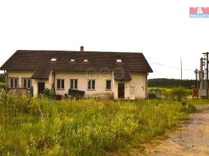 Prodej komerční nemovitosti, Studenec, 1850 m2