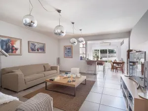 Prodej vily, Stérnes Héraklion, Řecko, 340 m2