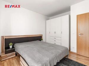 Prodej bytu 4+kk, Praha - Strašnice, Zvěřinova, 84 m2