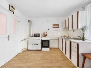 Prodej zemědělské usedlosti, Krasonice, 730 m2