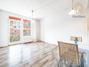 Pronájem bytu 2+kk, Praha - Vysočany, Pod Harfou, 60 m2