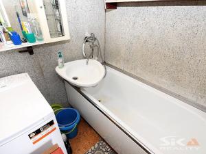 Prodej bytu 2+1, Louny, Kpt. Nálepky, 61 m2