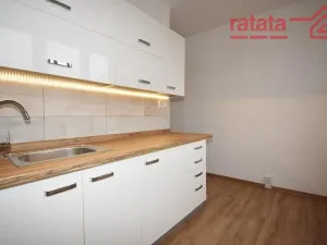 Pronájem bytu 2+1, Chomutov, Zahradní, 60 m2