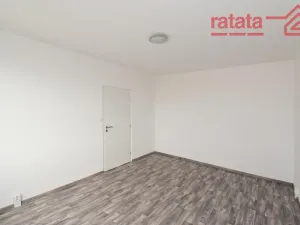 Pronájem bytu 1+1, Klášterec nad Ohří, Pionýrů, 35 m2